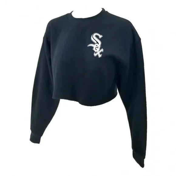 CHICAGO WHITE SOX Classic Black "Cropped" Crop Top Pullover Crewneck, Sweatshirt - Picture 3 of 6